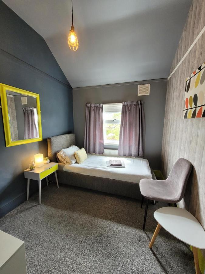 Room@87 Ellesmere Port Exterior photo